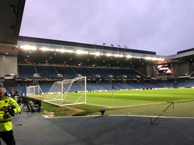 Stadion Glasgow Rangers vor dem Spiel